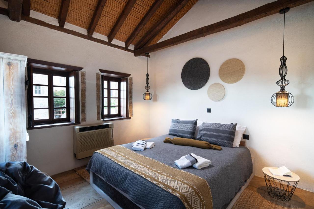 Menexes Suites Monemvasía Exteriör bild
