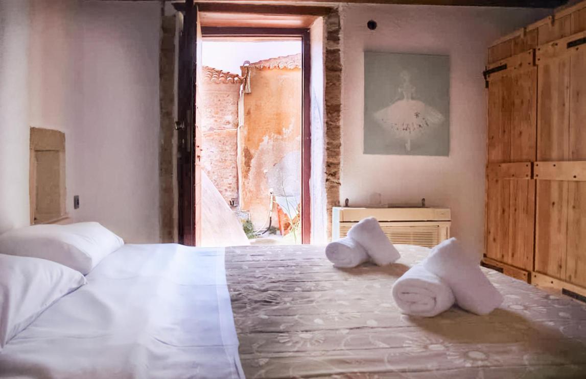 Menexes Suites Monemvasía Exteriör bild